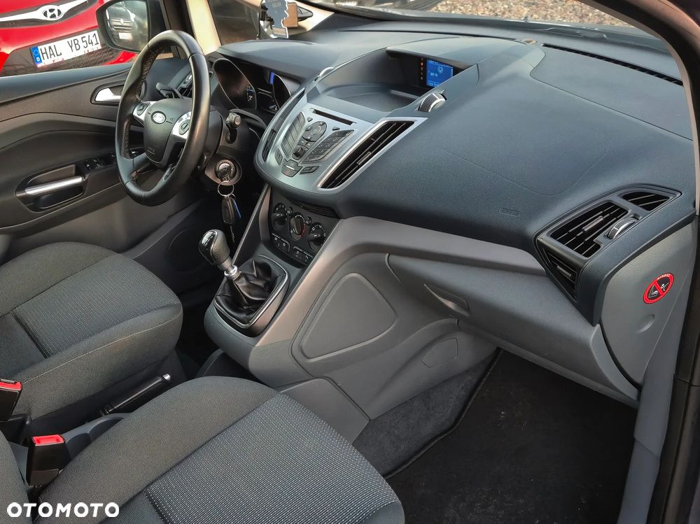 Ford Grand C-MAX 2.0 TDCi Champions Edition - 31