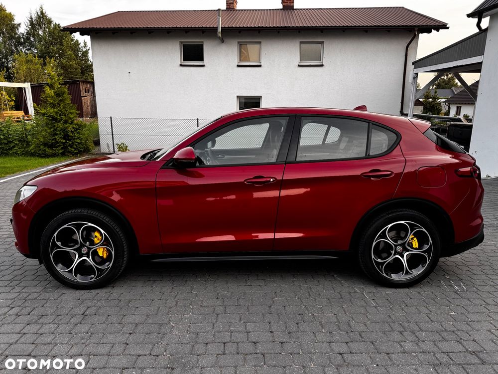 Alfa Romeo Stelvio - 7