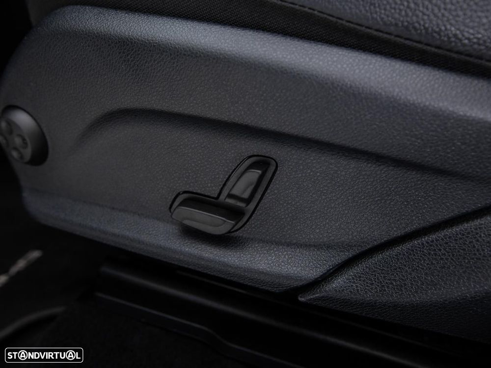 Mercedes-Benz GLC 200 4Matic 9G-TRONIC AMG Line - 19