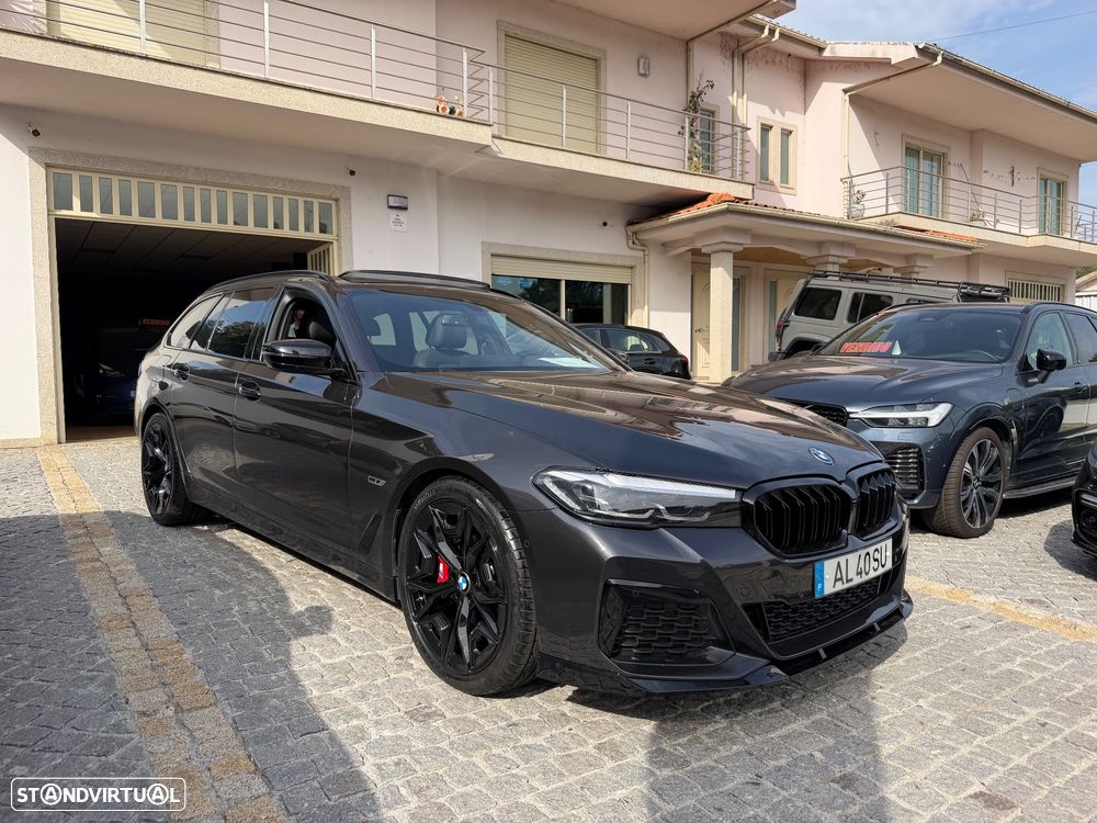 BMW 530 e Pack Desportivo M - 4