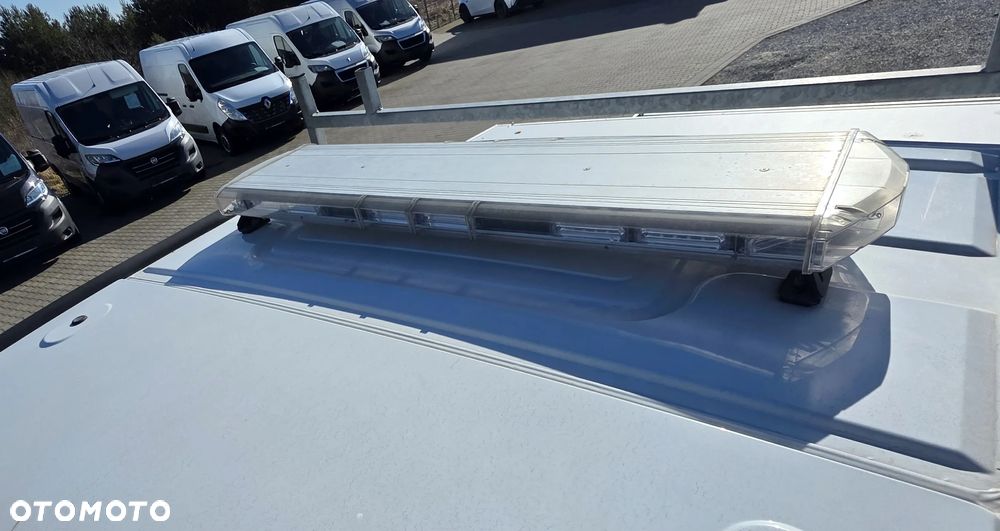 Iveco 35C17 3,0 HPI 170 KONNA DOKA BRYGADÓWKA 7 OSOBOWA 3,2M SKRZYNIA KLIMA 147T/KM PRZEBIEGU GWARANCJA BLIŻNIAKI DO 3,5T WEBASTO - 36