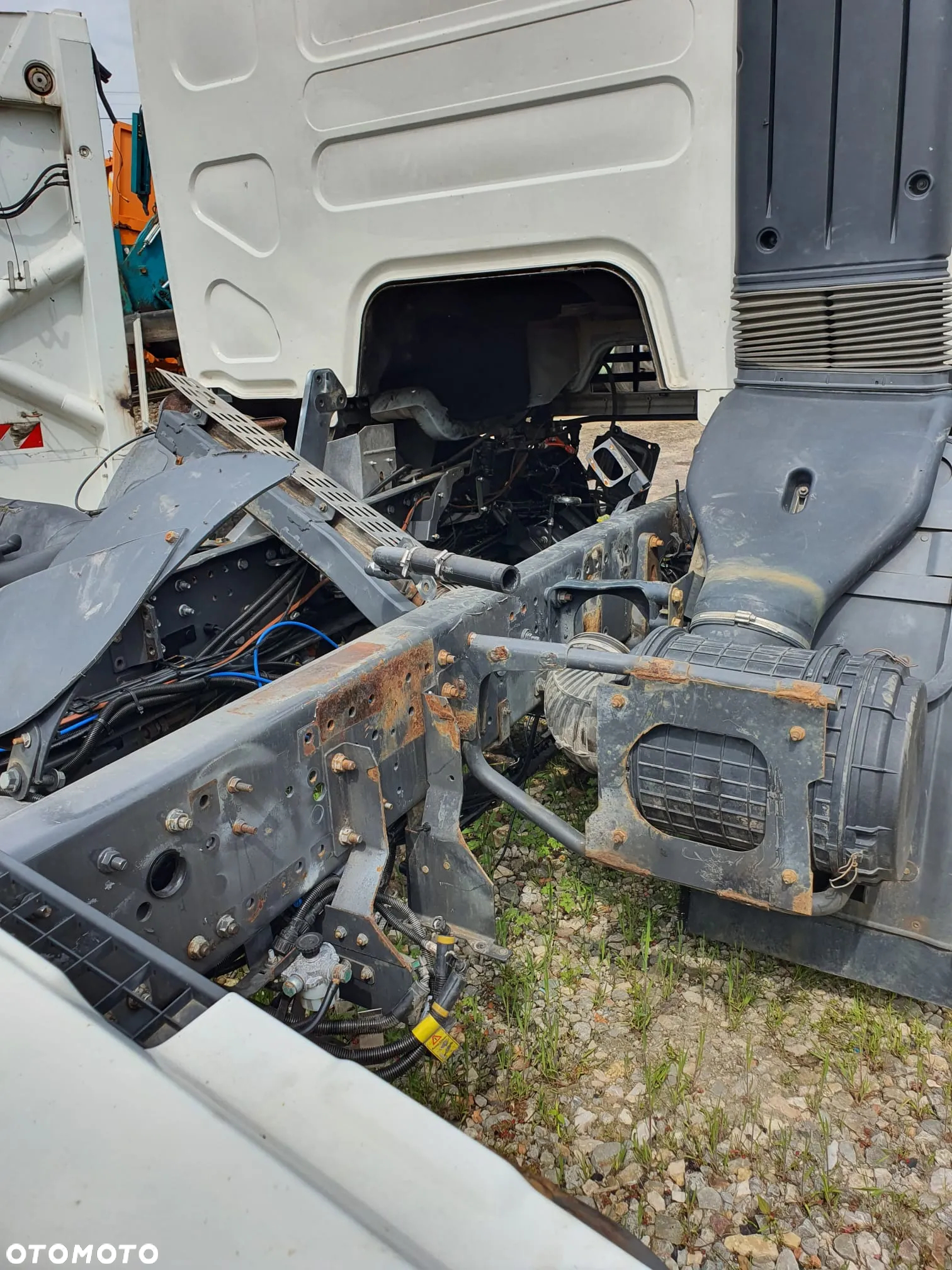 Rama z dokumentami Volvo FE 2008 - 3