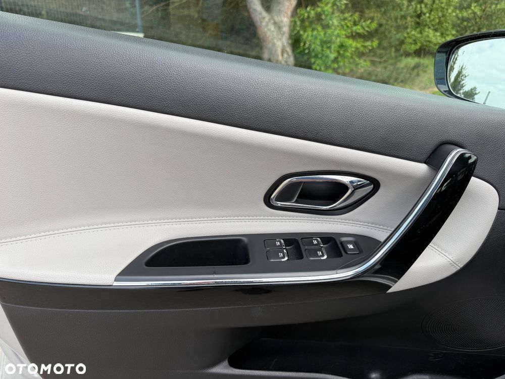 Kia Ceed 1.6 CRDi 136 ISG Platinum Edition - 30