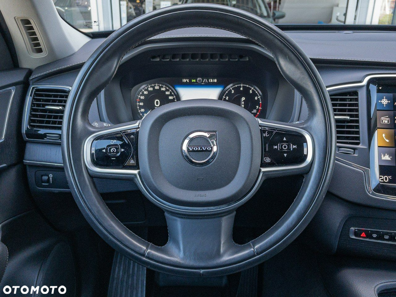Volvo XC 90 - 12