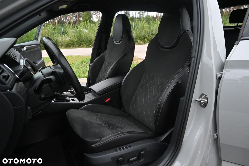 Skoda Superb 2.0 TDI SCR 4x4 Sportline DSG - 29