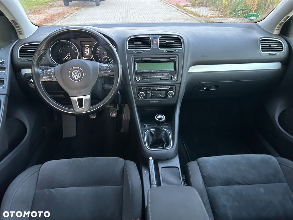 Volkswagen Golf - 13