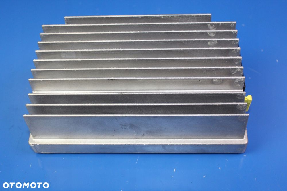 BMW 5 GT F07 F10 F01 WZMACNIACZ HIFI AUDIO - 1