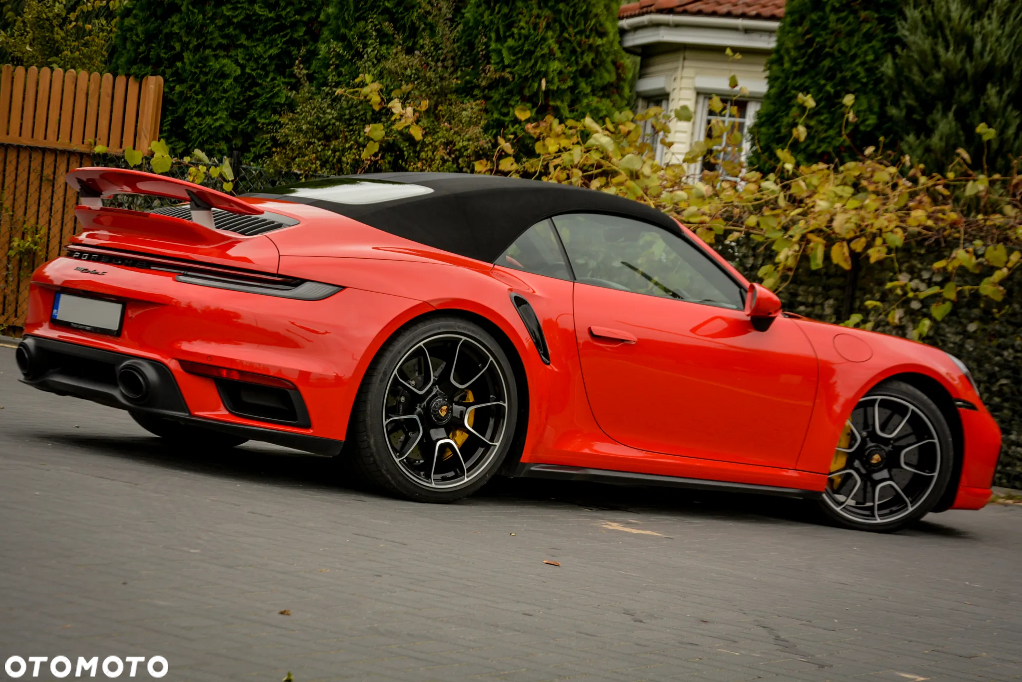 Porsche 911 Carrera Turbo S Cabrio - 19