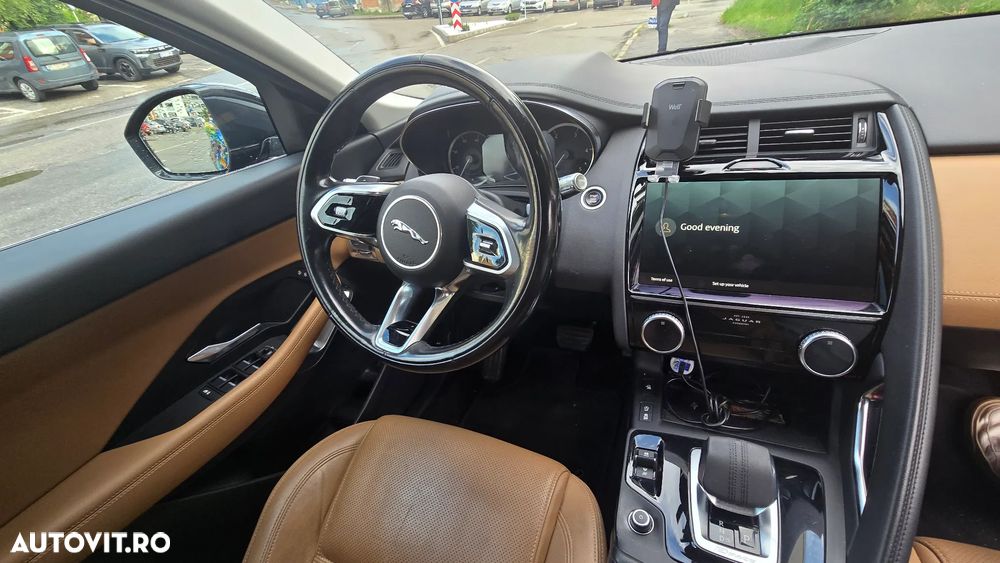 Jaguar E-Pace D165 AWD R-Dynamic Black - 3
