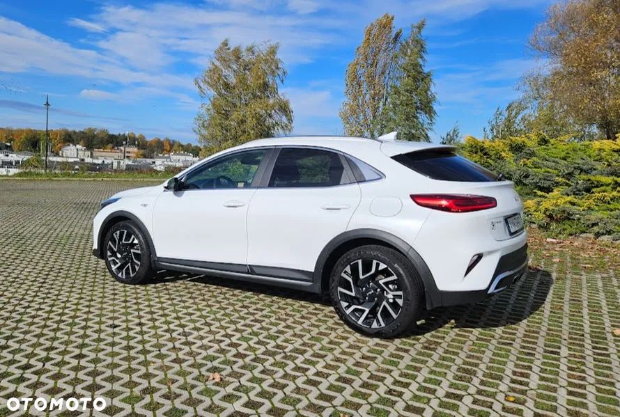 Kia XCeed - 13