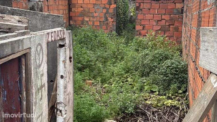 Moradia em Vila Nova de Gaia Para Restauro - Grande imagem: 5/5