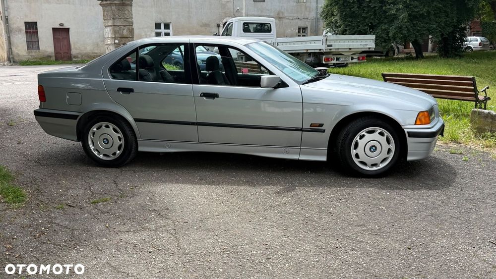 BMW Seria 3 - 10