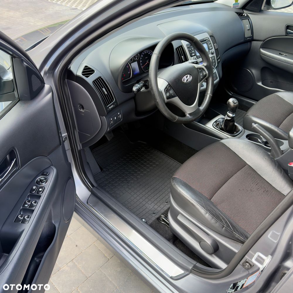 Hyundai i30 1.6 CRDi Blue Comfort - 7