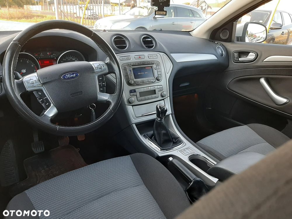Ford Mondeo 2.0 Titanium - 23