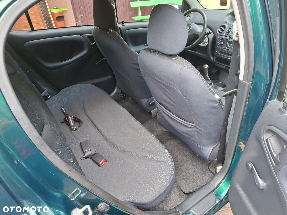 Toyota Yaris 1.0 Edition - 21