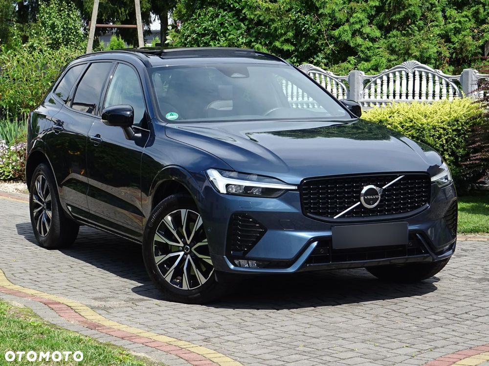 Volvo XC 60 B4 D Plus Dark - 2