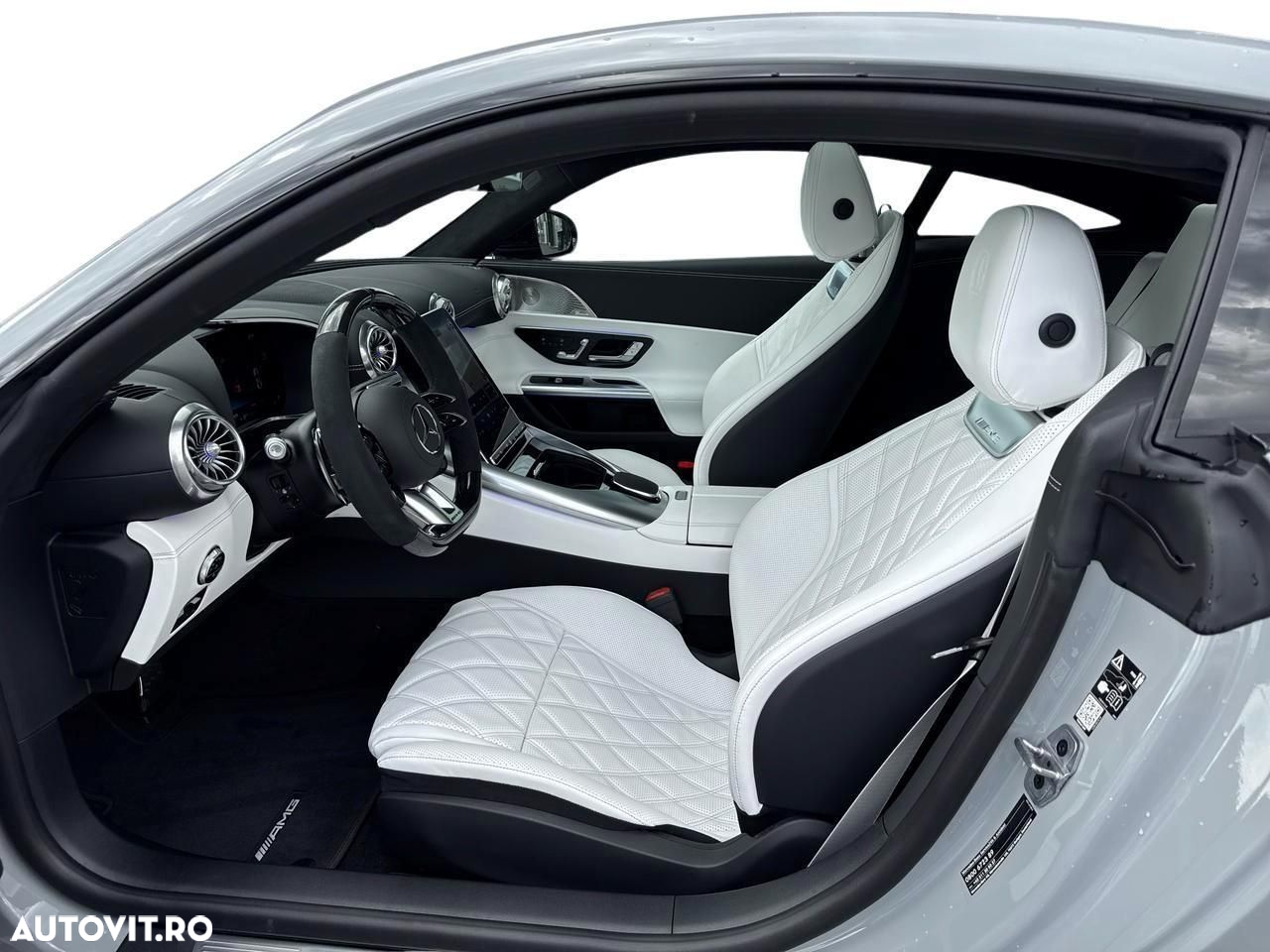 Mercedes-Benz AMG GT 43 Coupe MHEV - 11