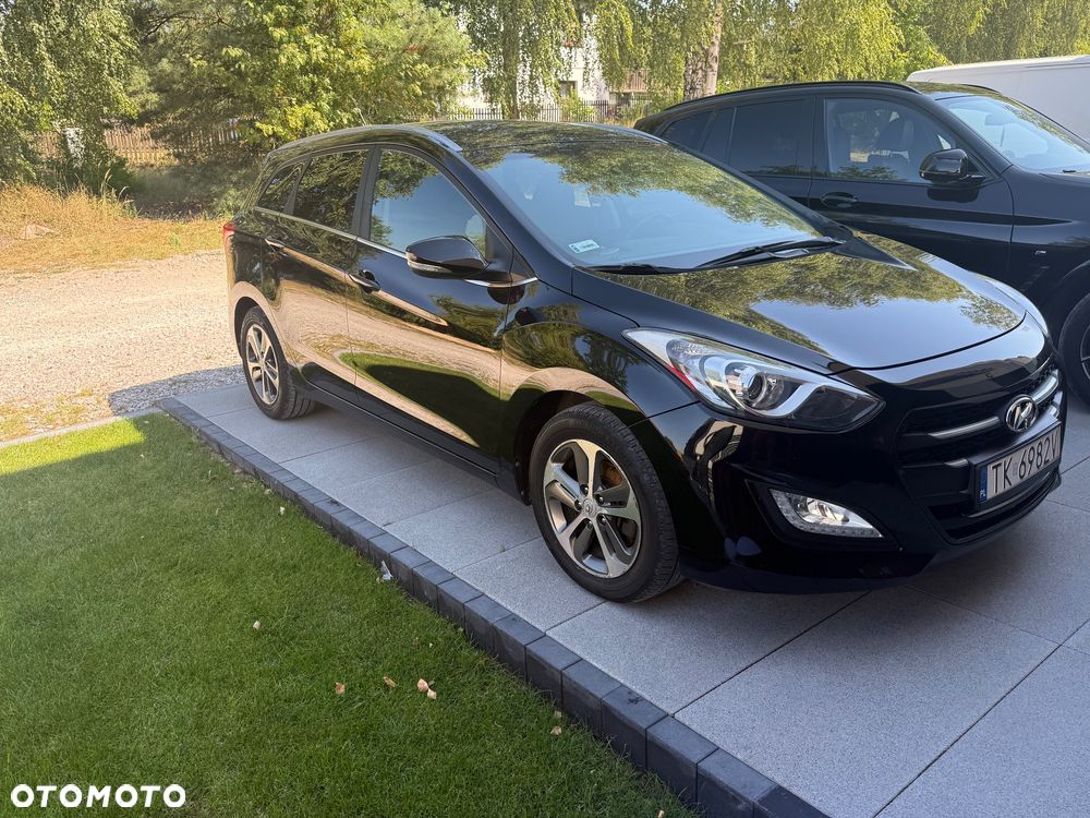 Hyundai i30 1.4 CRDi Classic + - 8