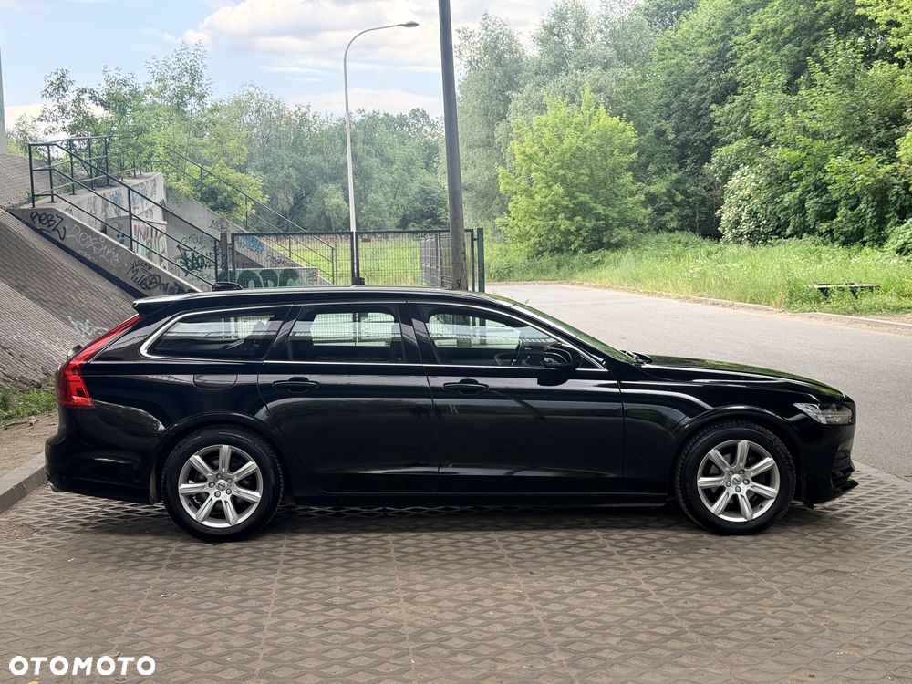 Volvo V90 D4 Momentum - 5