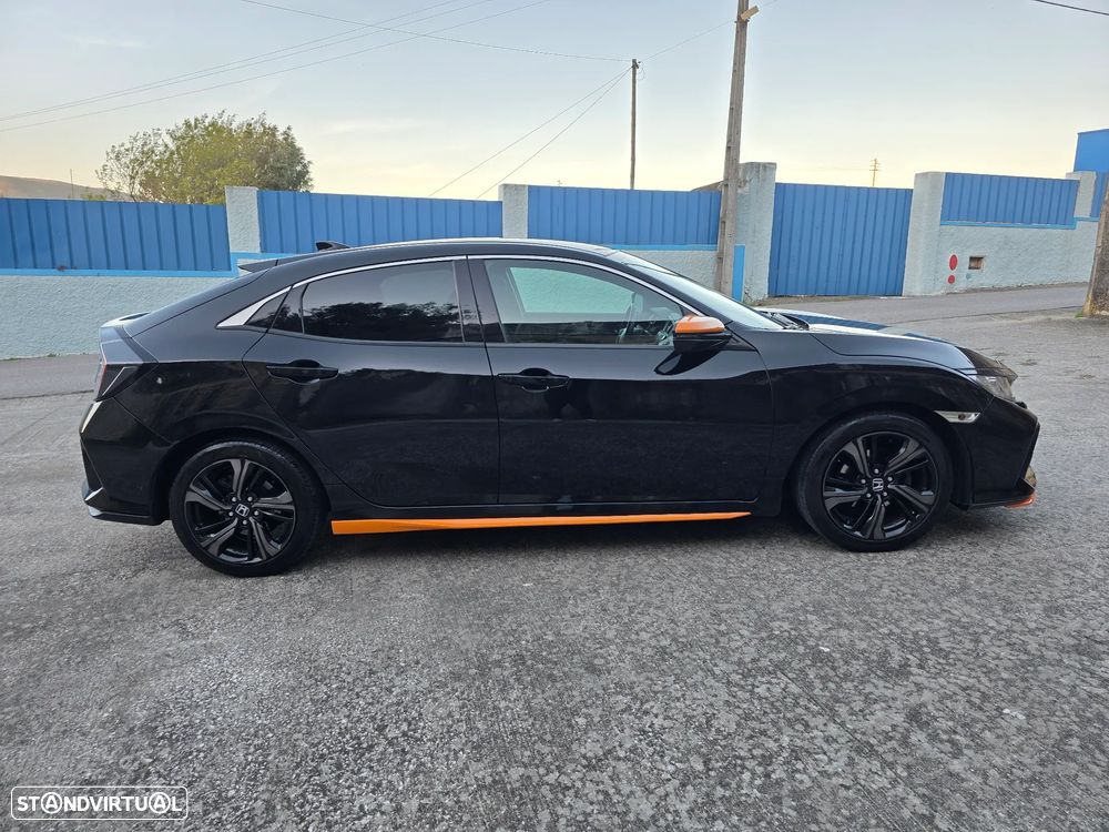 Honda Civic 1.0 i-VTEC Executive Premium - 12