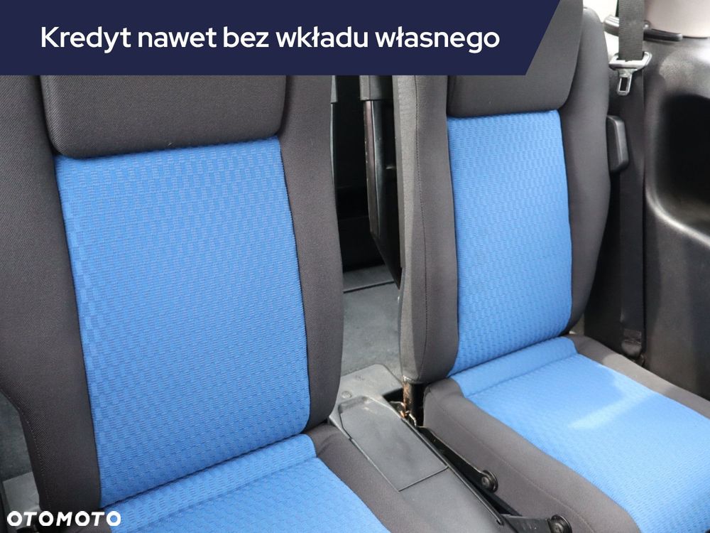Opel Zafira - 19