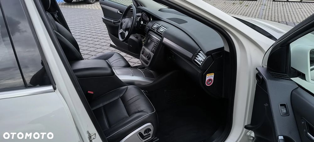 Mercedes-Benz Klasa R 350 CDI L 4-Matic - 36