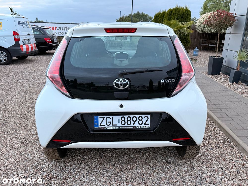 Toyota Aygo x-clusive Style Selection - 16