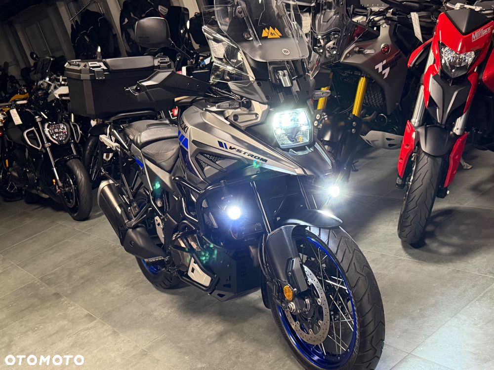 Suzuki V-STROM - 26