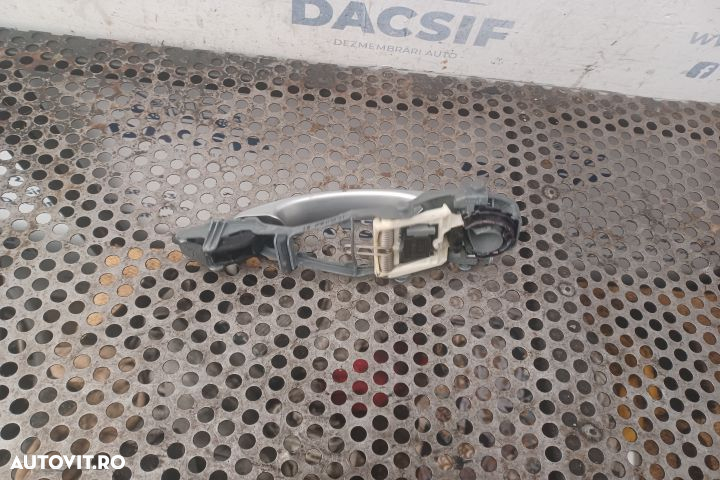 Maner deschidere din exterior usa spate stanga Volkswagen VW Golf 5  [din 2003 pana  2009] seria Pl - 2