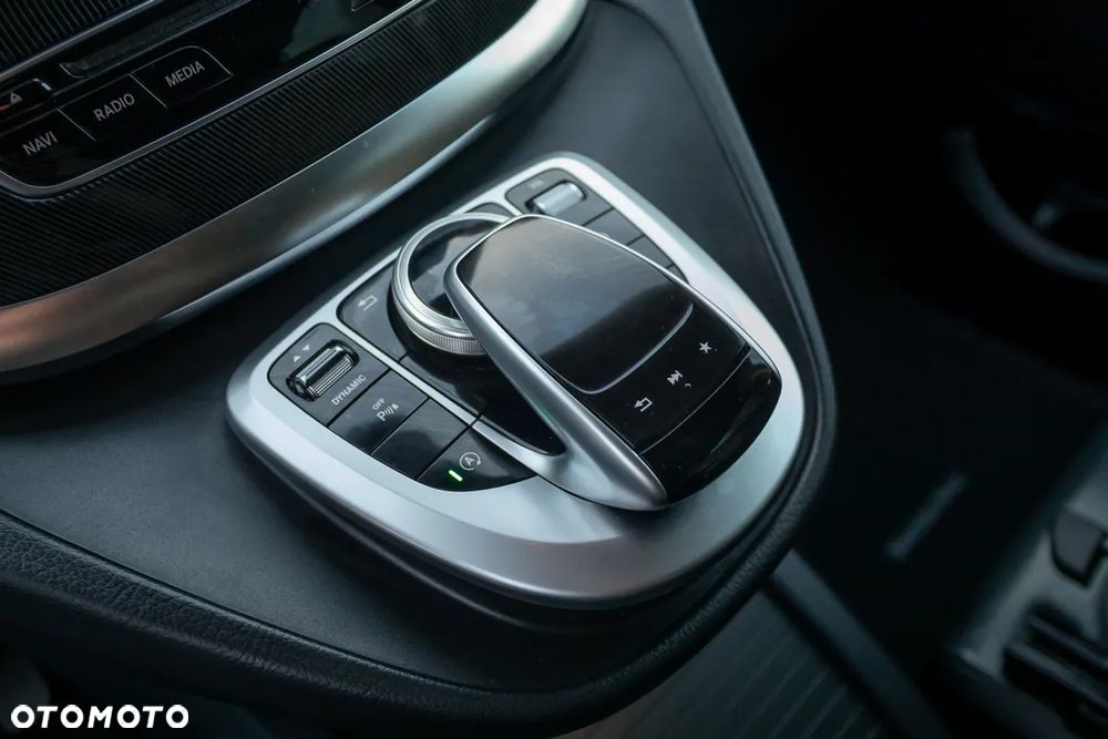 Mercedes-Benz Klasa V 250 (BlueTEC) d lang 7G-TRONIC Edition - 36