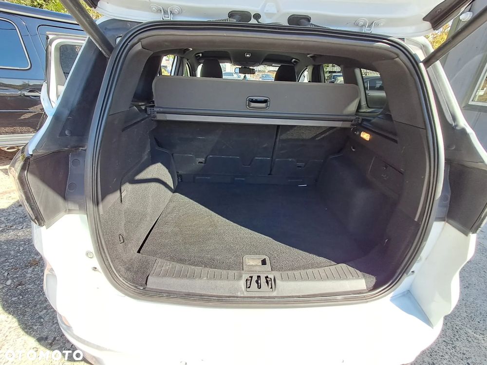 Ford Kuga 1.5 EcoBoost FWD ST-Line ASS MMT6 - 34