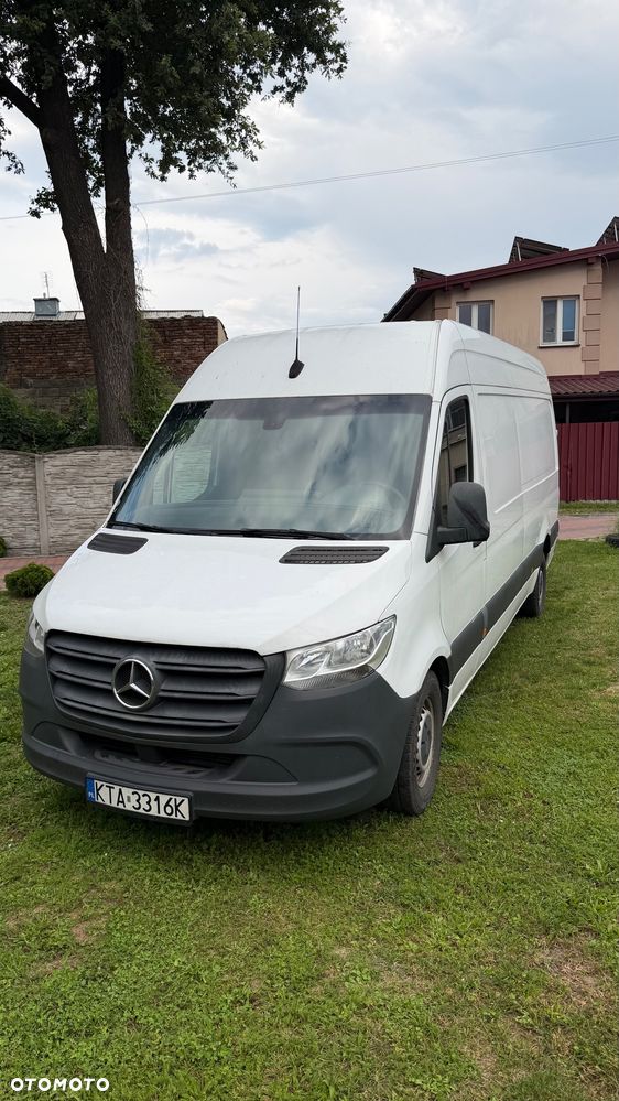 Mercedes-Benz Sprinter - 1