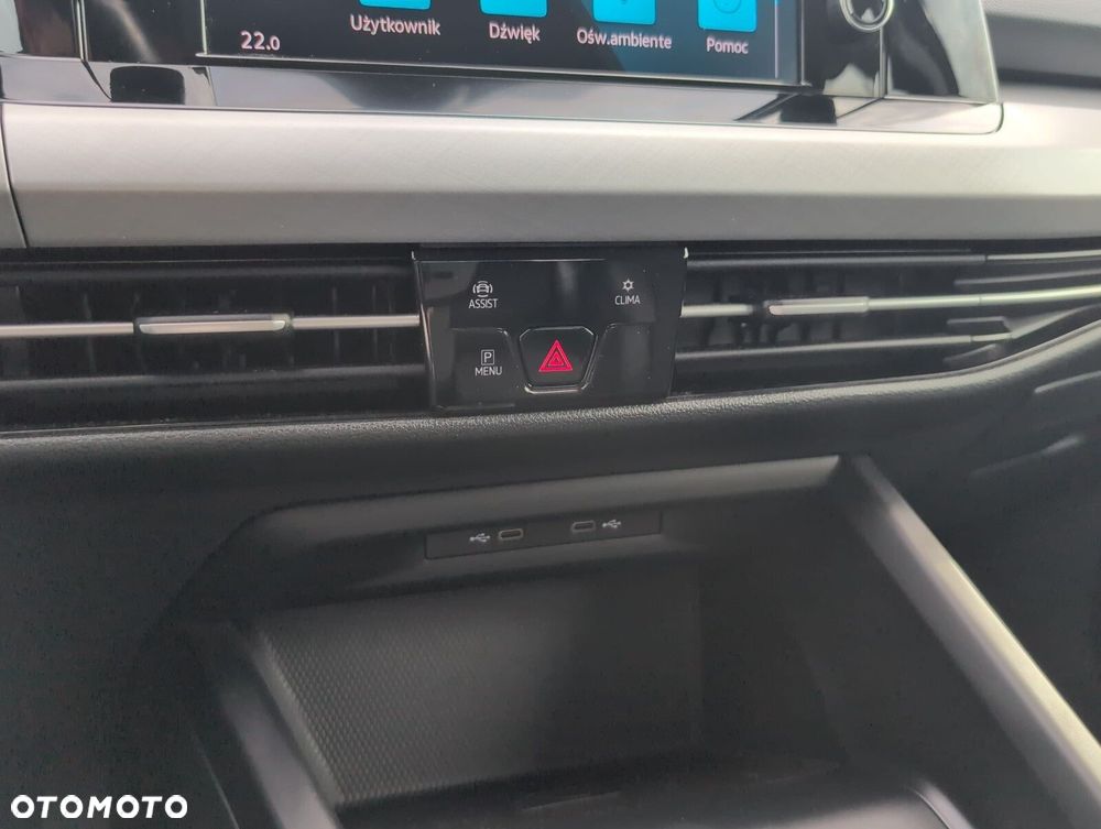 Volkswagen Golf Variant 1.0 eTSI Life DSG - 30