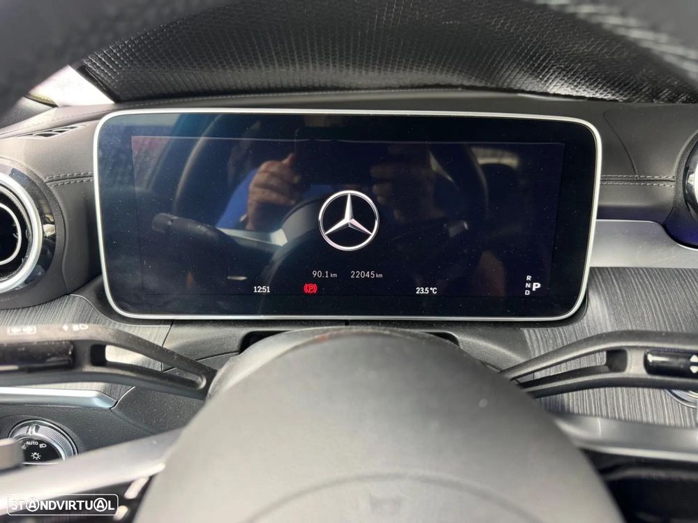 Mercedes-Benz C 300 de 9G-TRONIC AMG Line — fotografia 17