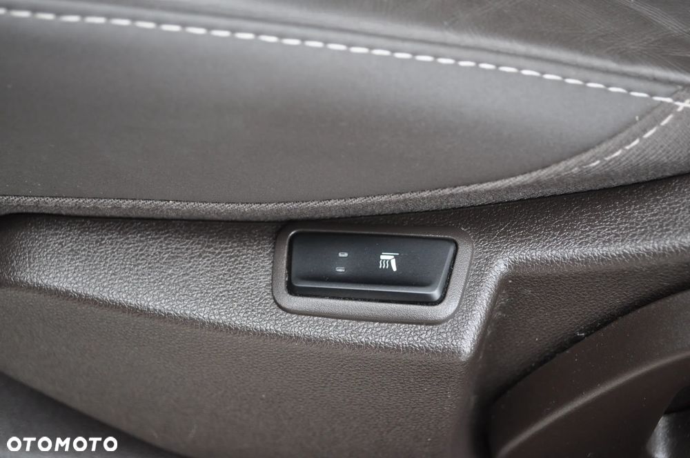 Renault Espace 1.6 dCi Energy Initiale Paris EDC 7os - 24