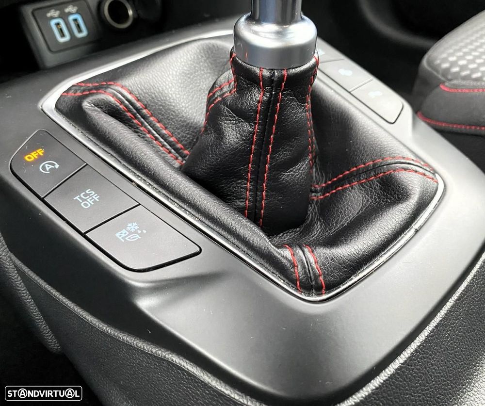 Ford Focus SW 1.5 TDCi EcoBlue ST-Line - 29