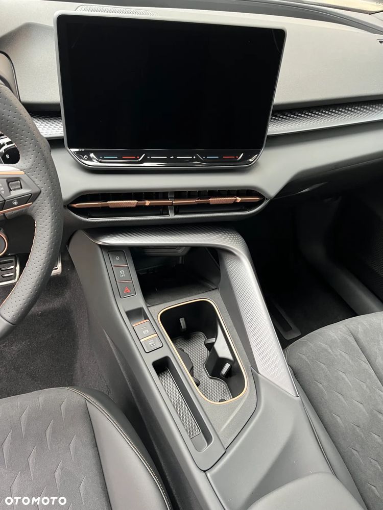 Cupra Terramar 1.5 eTSI mHEV DSG - 11