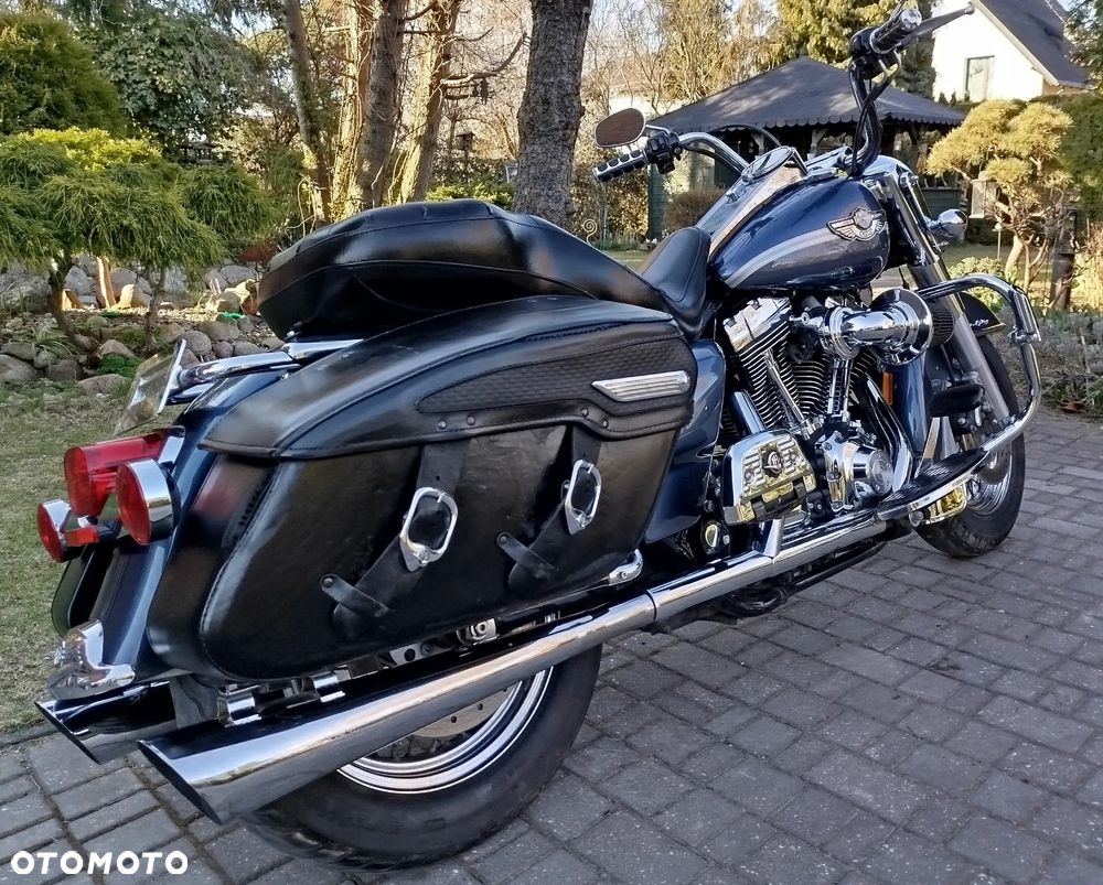 Harley-Davidson Touring Road King - 12