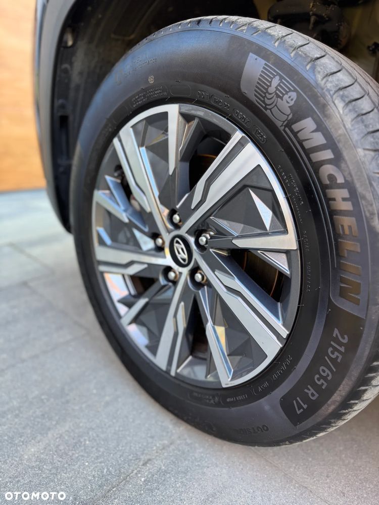 Hyundai Tucson 1.6 T-GDi HEV Executive 2WD - 24