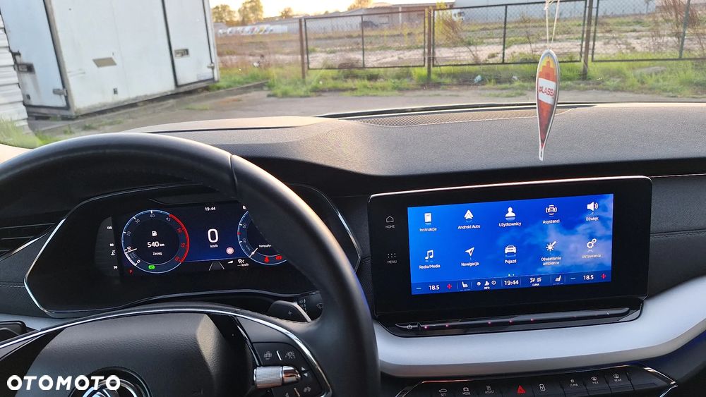 Skoda Octavia 2.0 TDI DSG Exclusive - 37