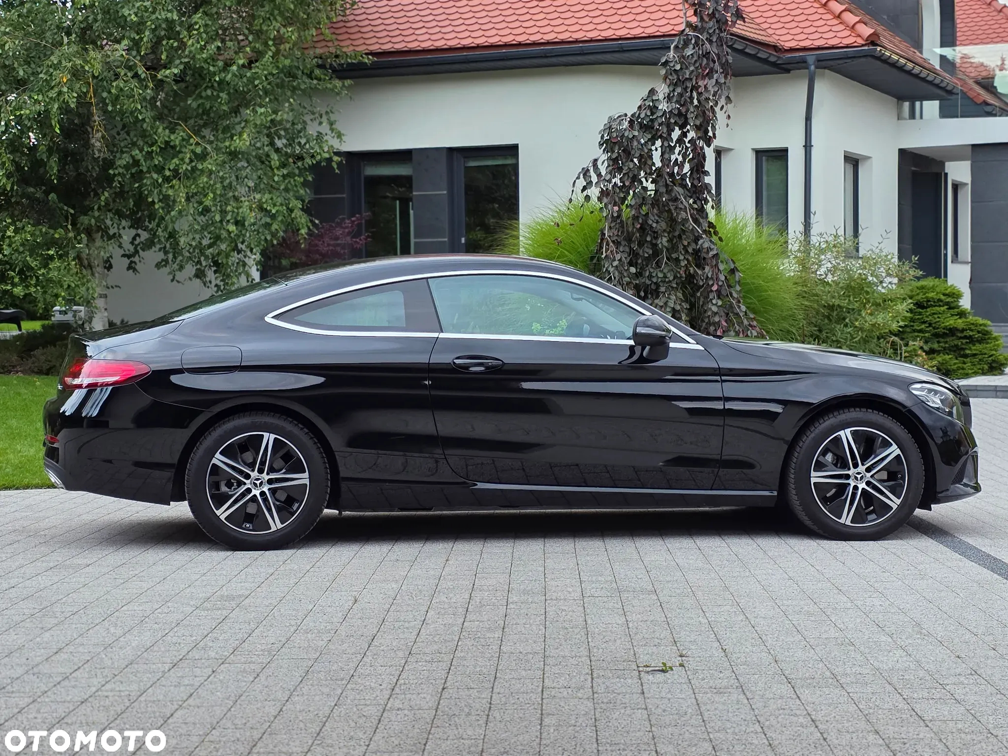 Mercedes-Benz Klasa C 300 4MATIC 9G-TRONIC - 11