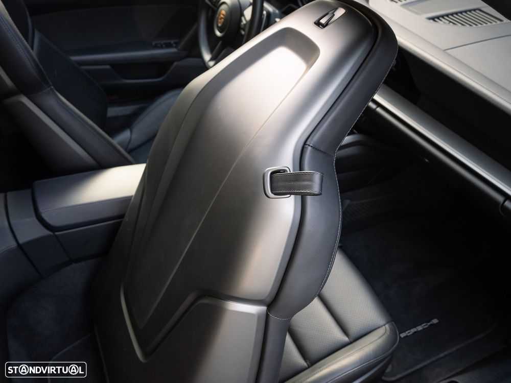 Porsche 911 (992) Carrera S PDK - 21