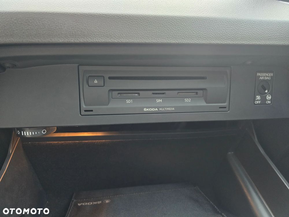 Skoda Octavia 2.0 TDI 4x4 DSG L&K - 39