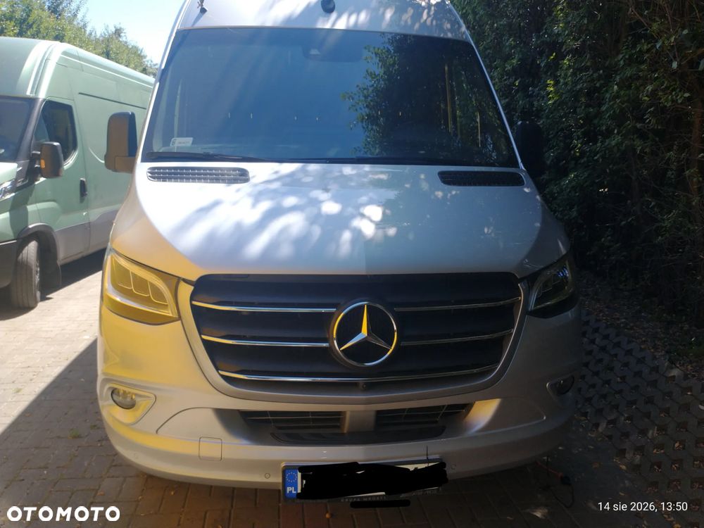 Mercedes-Benz Sprinter - 1