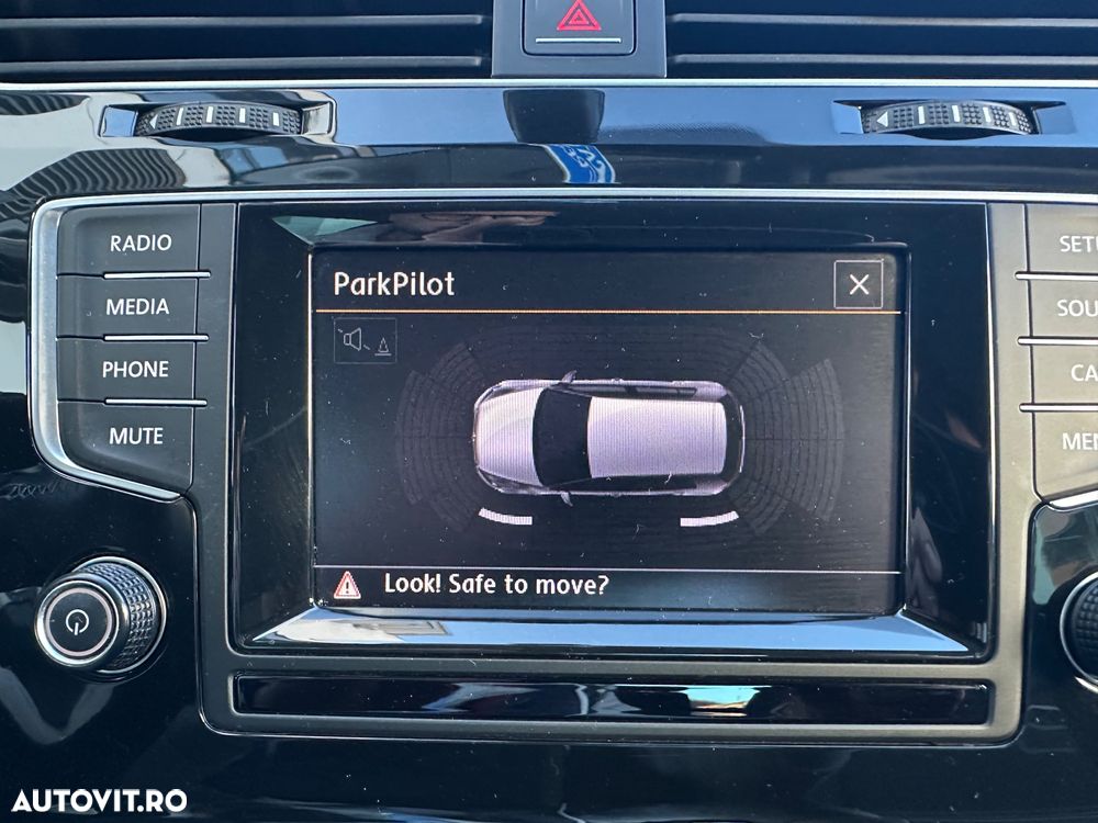 Volkswagen Golf 1.4 TSI BlueMotion Technology Cup - 30