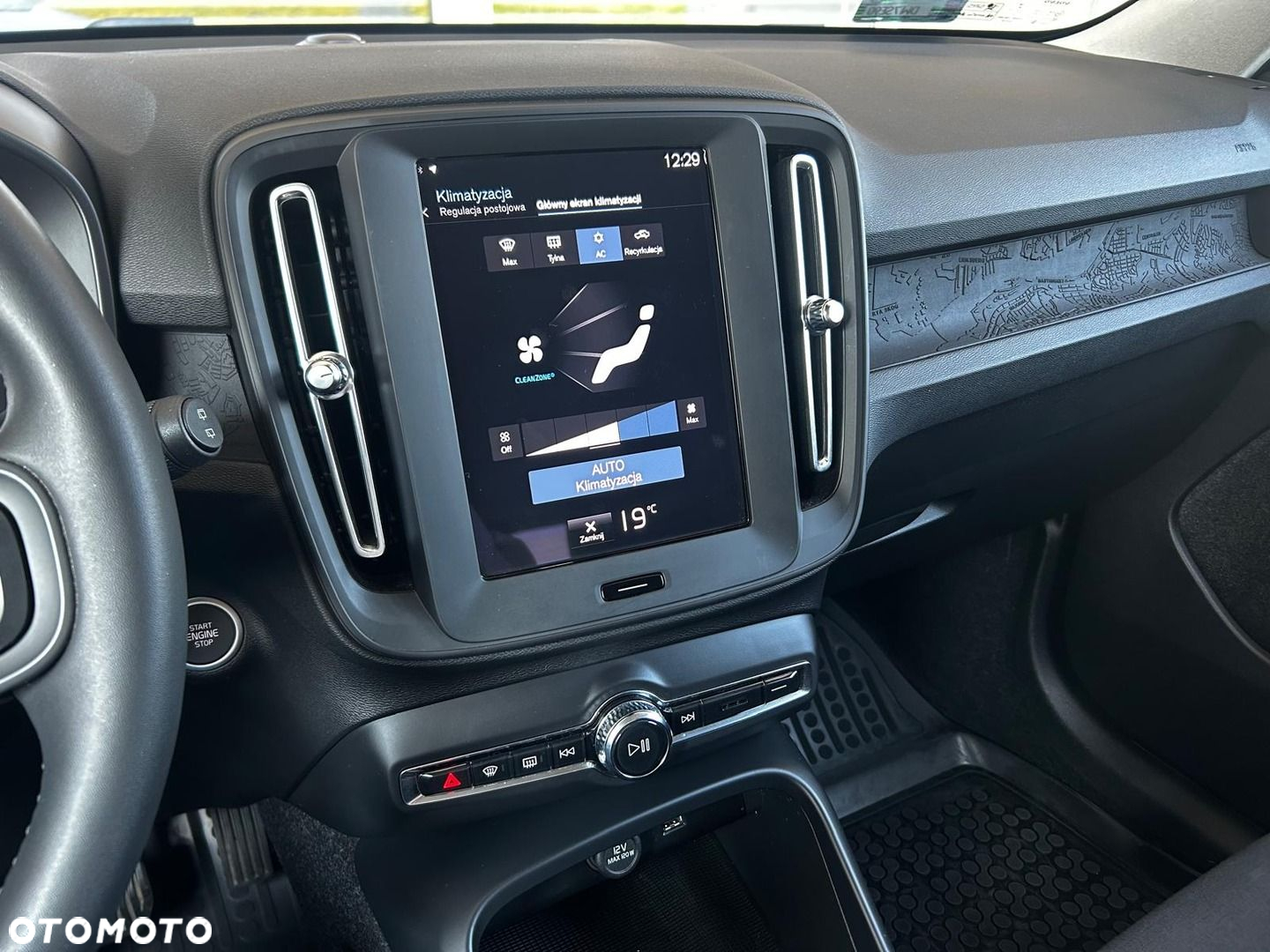 Volvo XC 40 - 13