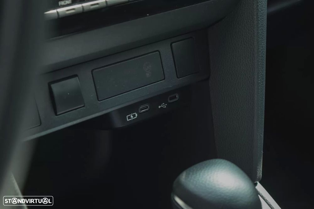 Toyota Yaris Cross 1.5 Hybrid Comfort Plus - 25