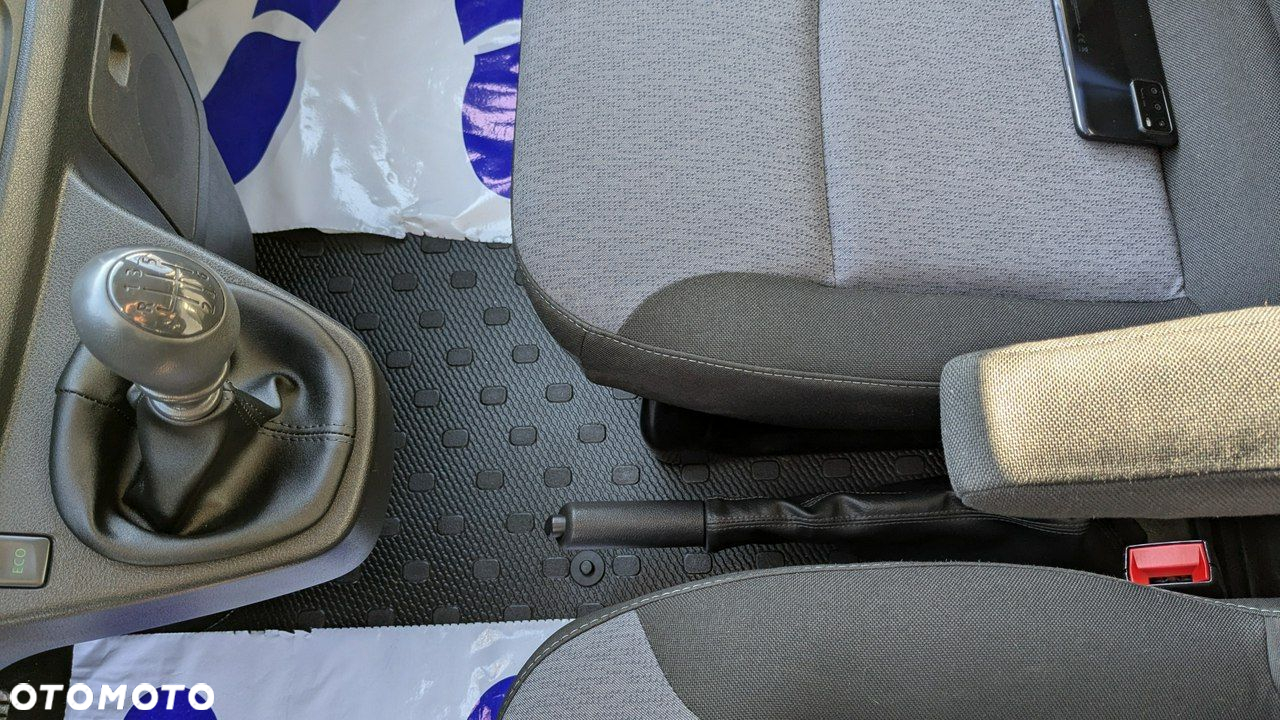 Opel Vivaro - 26