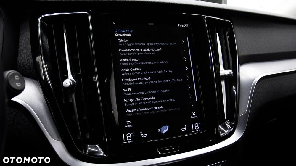 Volvo V60 B4 D Momentum Pro - 27