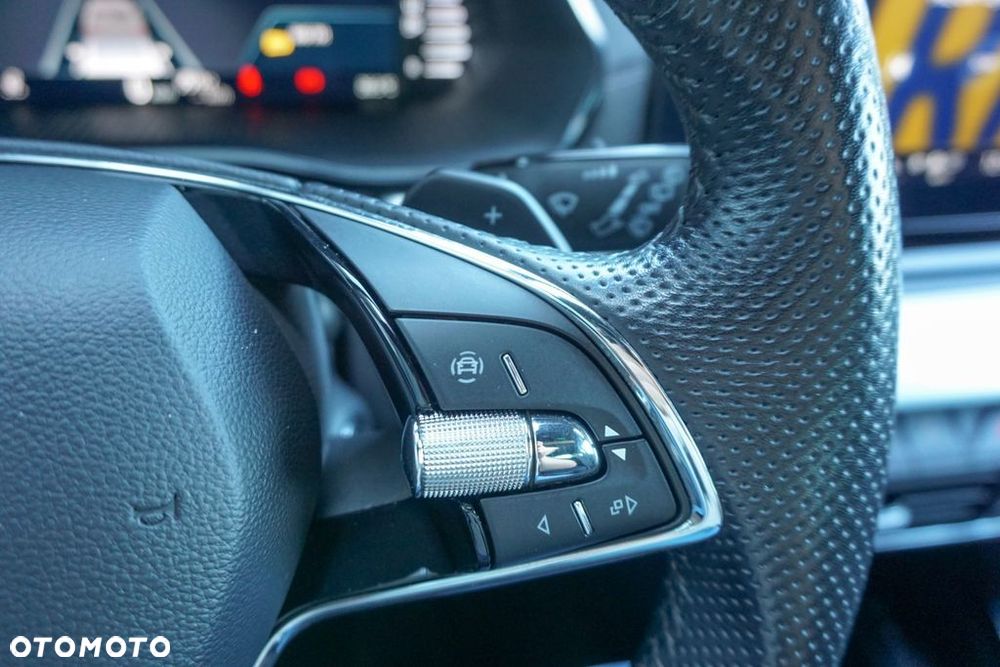 Skoda Octavia 2.0 TDI Style DSG - 24